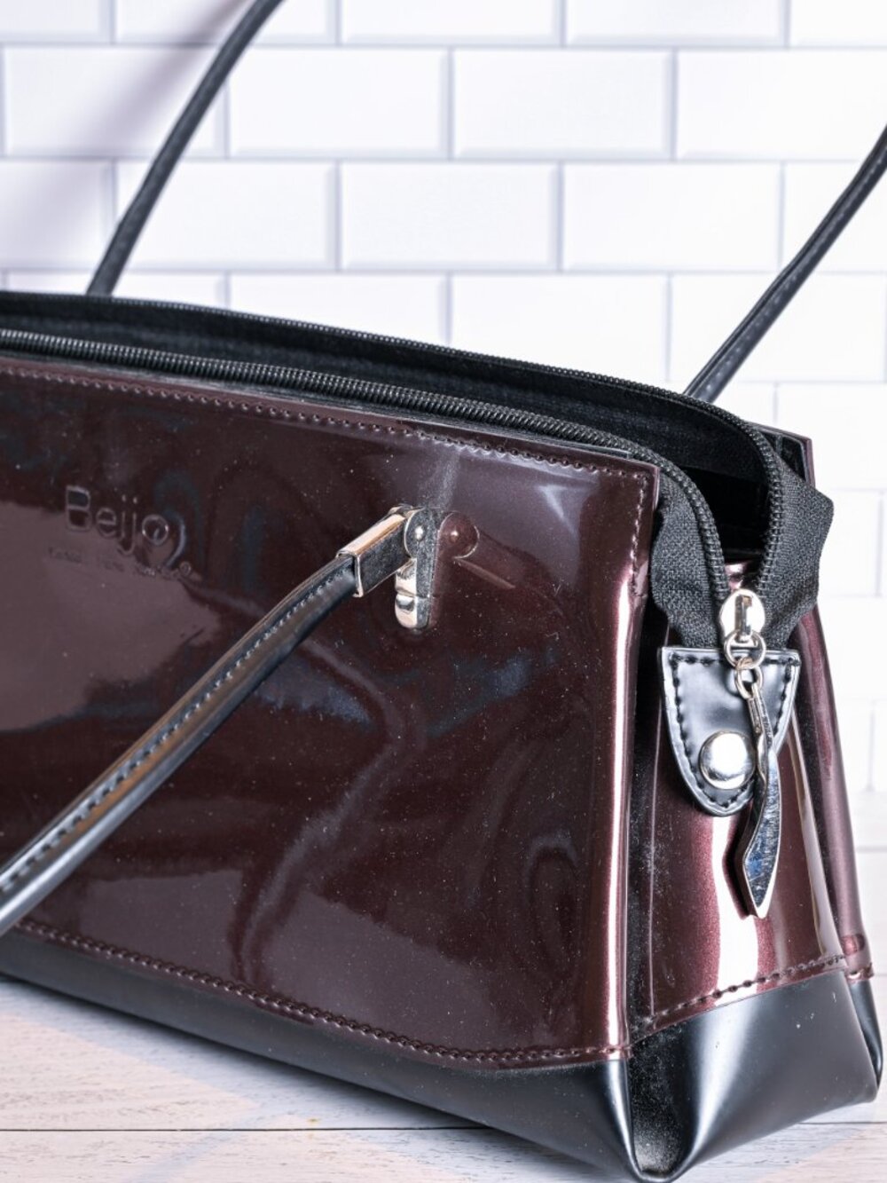 Beijo Oxblood Patent Shoulder Bag Y2K Structured Purse Black Trim - Picture 4 of 7